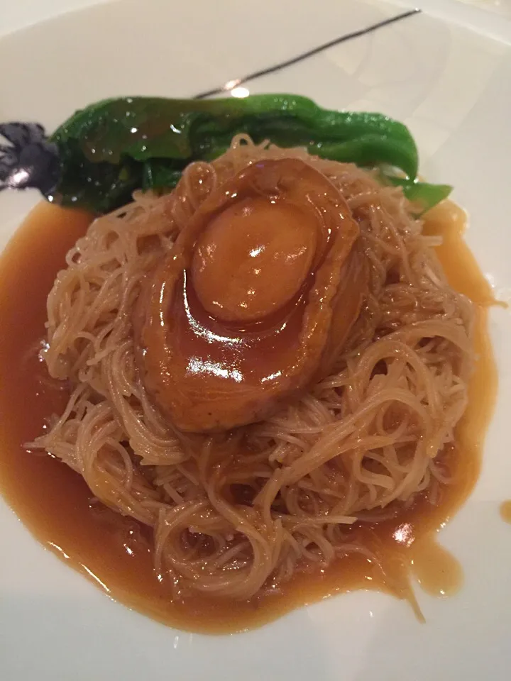 Vermicelli with a abalone|chef baobao from Singaporeさん