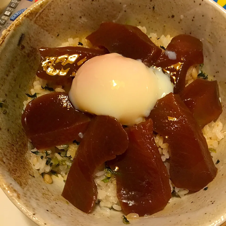 づけまぐろの丼(◍•ڡ•◍)❤|いつみさん