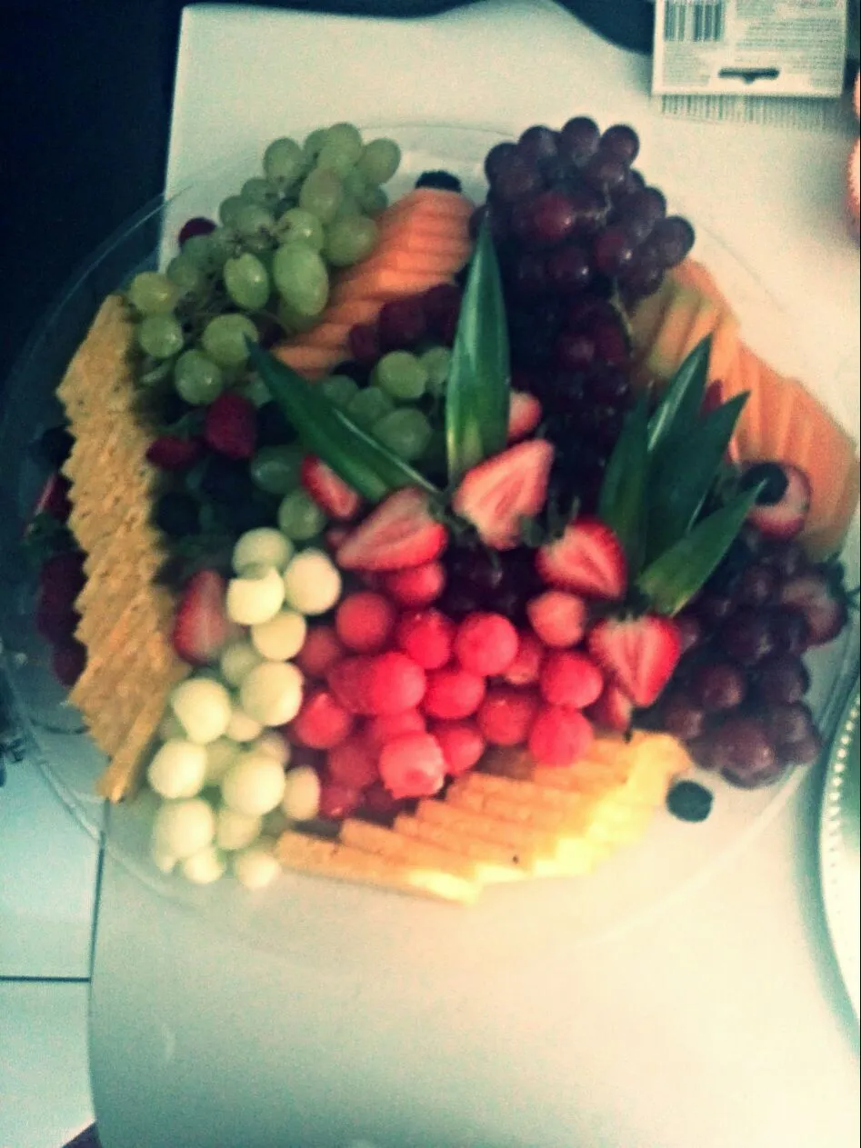 Snapdishの料理写真:Fruit Platter #Pineapple #Strawberry #BlueBerry #Raspberry #WhiteGrapes #RedGrapes #Watermelon #HoneyDew #Cantaloupe|Garcia Jasnique Hallさん