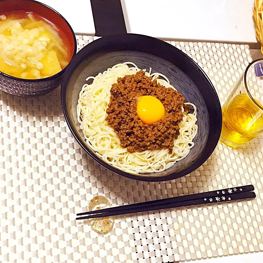 ジャージャー麺風肉味噌そうめん。大根とお豆腐の味噌汁。|OGIPAINさん