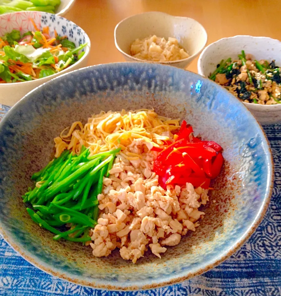 Snapdishの料理写真:ササミそぼろ丼|南魚海さん