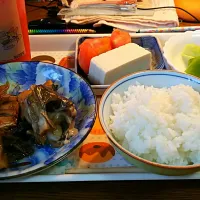 Snapdishの料理写真:煮魚定食|伊藤有希さん