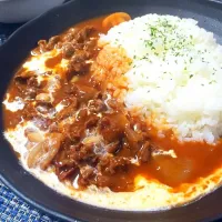 Snapdishの料理写真:大奮発！和牛たっぷりの贅沢ハヤシライス( ´ ▽ ` )