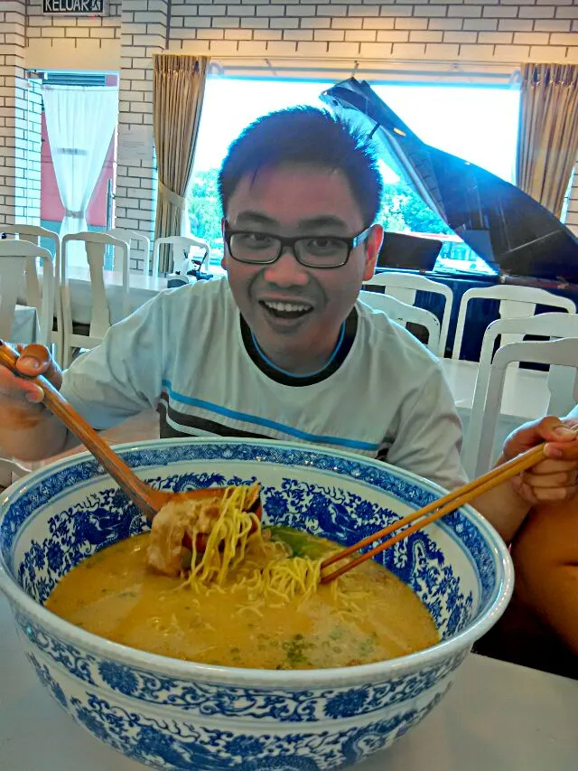 Snapdishの料理写真:Pork Mayo Ramen... So Full...|Jason Letchumananさん