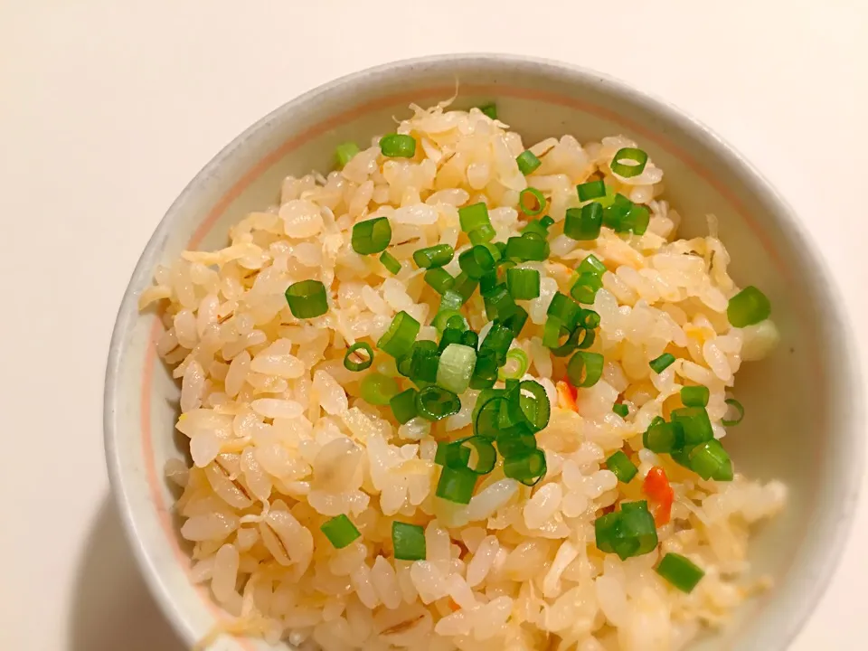 カニ缶昆布出汁で炊き込み御飯|黒猫飲茶さん