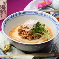 暑い夏には辛さがウマい！　絶品汁なし担々うどん #AllAbout