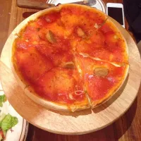 Snapdishの料理写真:Chicago pizza nhân nhồi|thungaさん