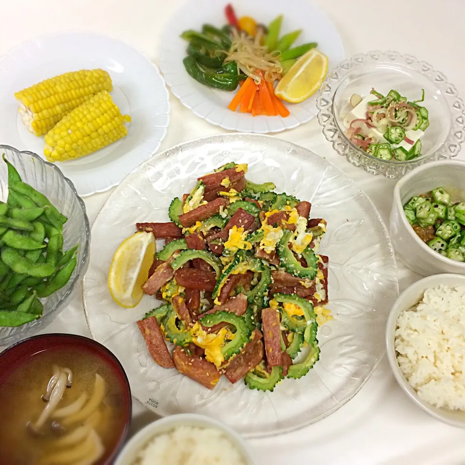 朝ご飯♡今日は主人も(*^^*)8/5  ゴーヤチャンプル|Hiroさん