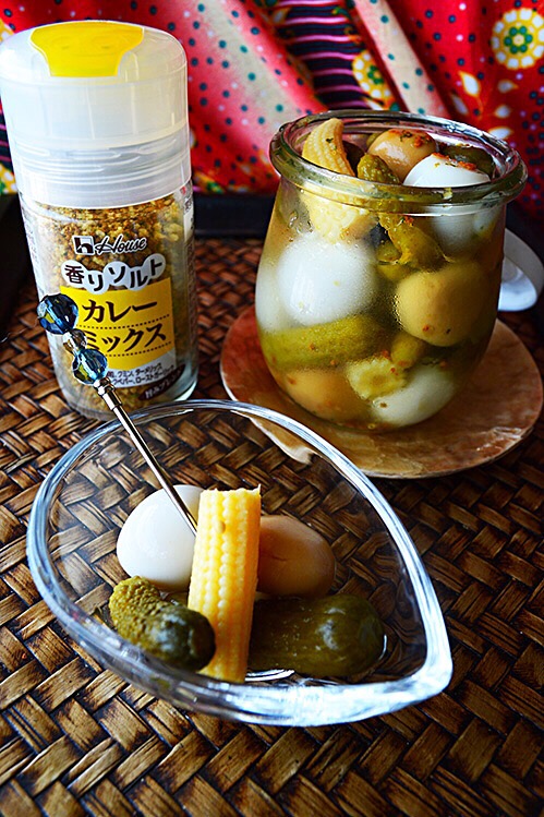 カレーミックスソルトと ピクルスの残り液で 超簡単うまい 常備菜真夏の夜のカレー風味ピクルススパイス Pickles金魚の肴 青山金魚 Snapdish スナップディッシュ Id Gaigua