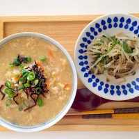 Snapdishの料理写真:昨日のお味噌汁で、即席ぞうすい🍴|Eri Viviさん