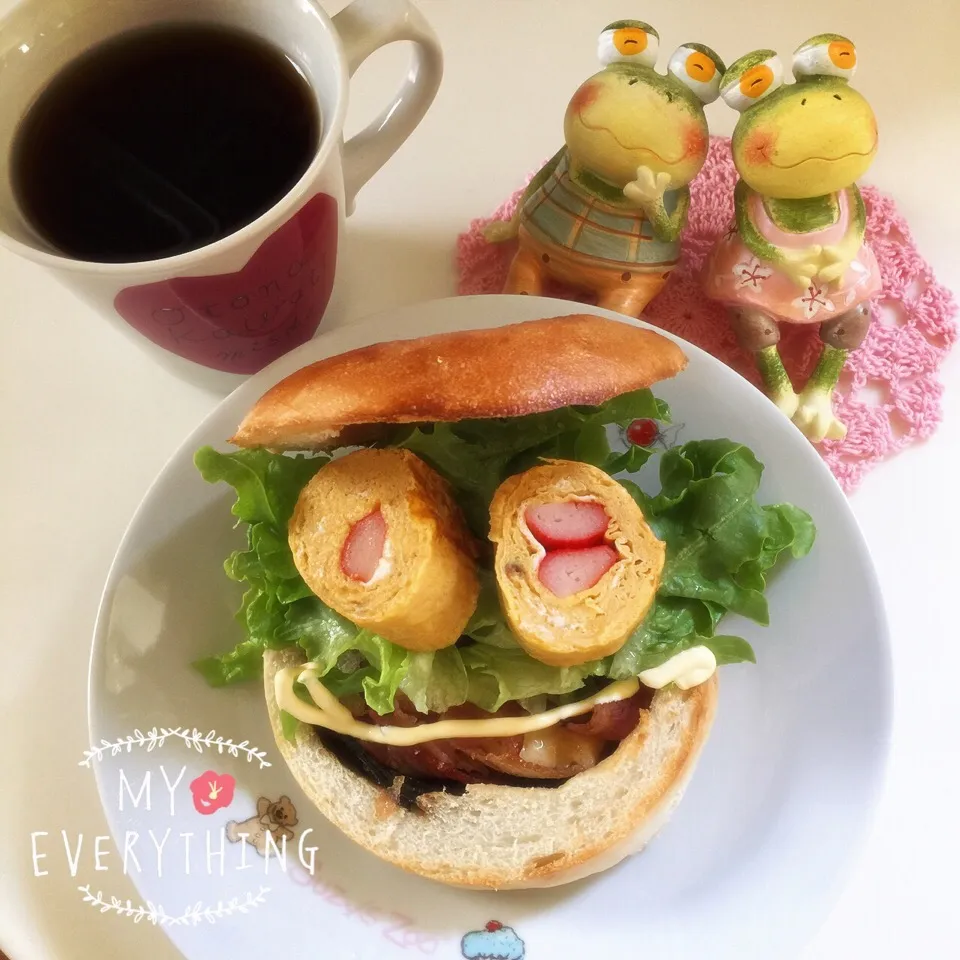 ベーコンチーズ&青紫蘇入りベーグルサンド❤︎カニカマ卵焼きのせ|Makinsさん