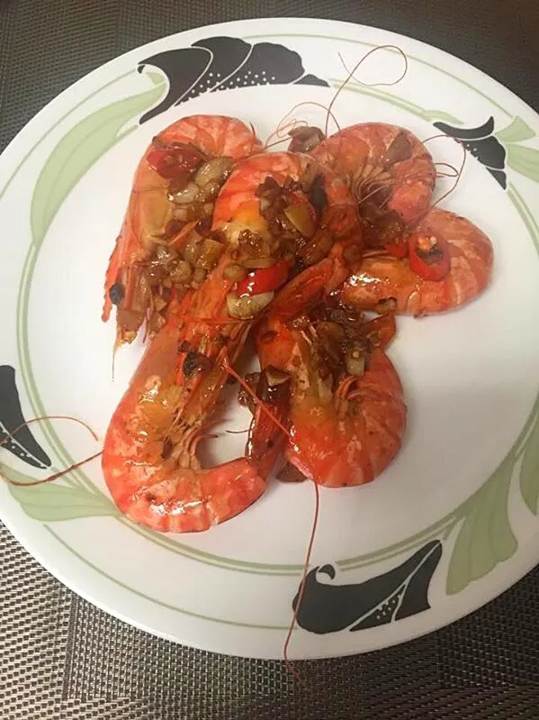 Snapdishの料理写真:Chili butter Shrimp|joさん