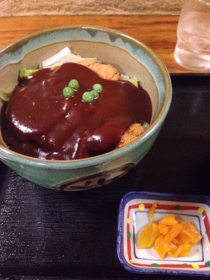 岡山名物デミカツ丼|だまんさん