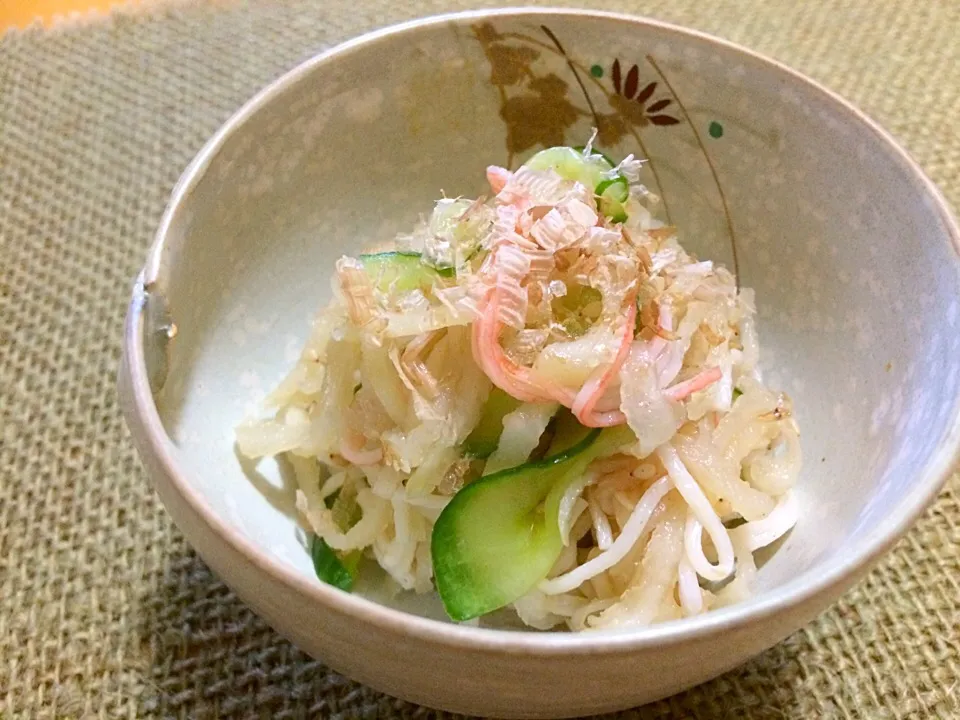 あゆ♡さんの料理 あゆ家の定番☆切り干し大根ときゅうりの和えもの♪|みきおさん