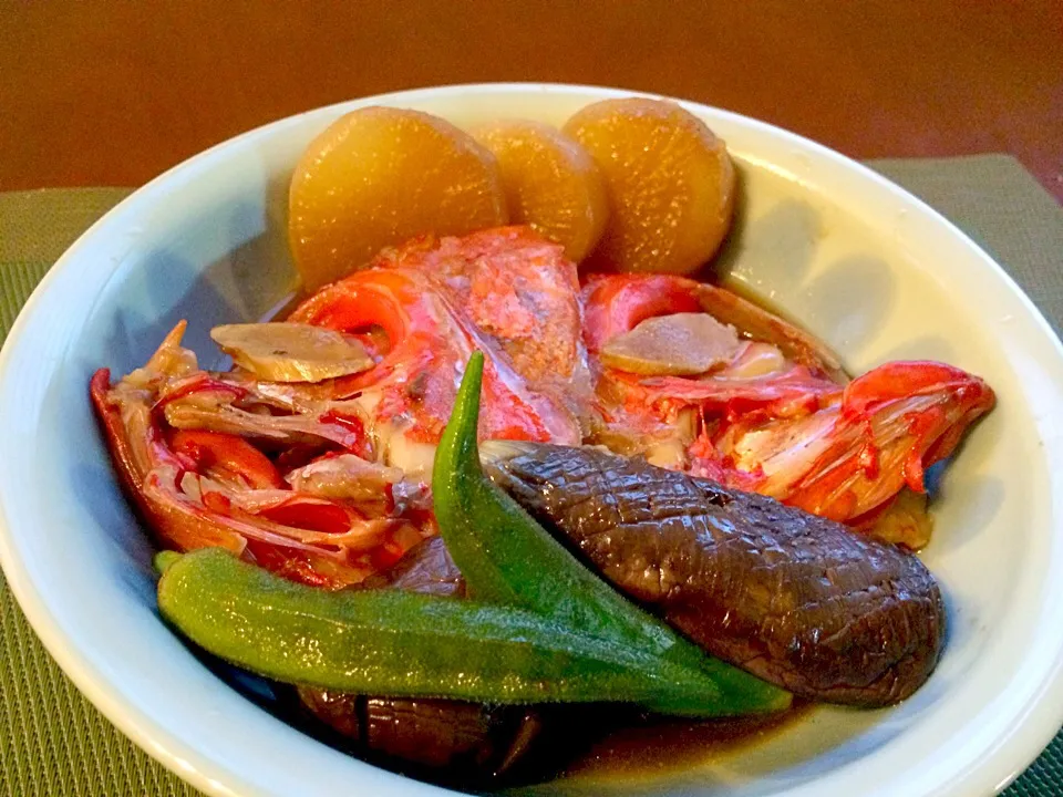 Simmered Splendid alfonsino&Vegetables🐟金目鯛のお頭と野菜の煮付け|🌈Ami🍻さん