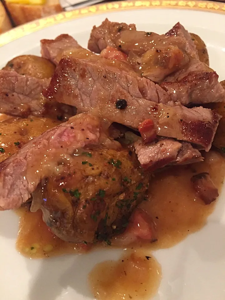 Steak & Potatoes with Bacon Gravy|Chris Shannonさん