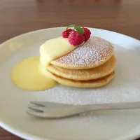 またまたパンケーキ…極とろプリンかけ