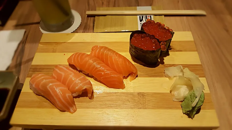 salmon sushi overload|Evon Hawさん