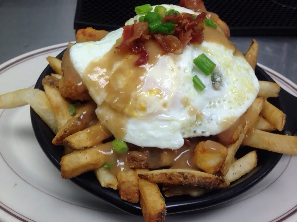 Breakfast Poutine|peggy waldonさん