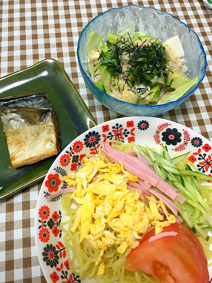 冷やし中華💕豆腐&アボカドサラダ💕鯖の塩焼き|☆光るさん