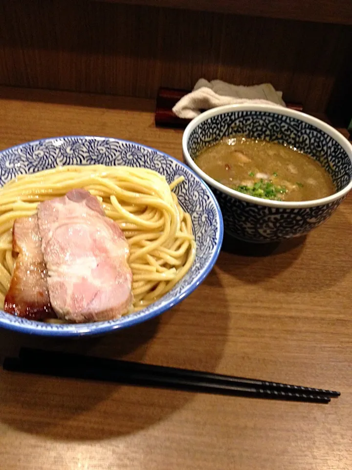 Snapdishの料理写真:極濃煮干しつけ麺 大盛|intervalleさん