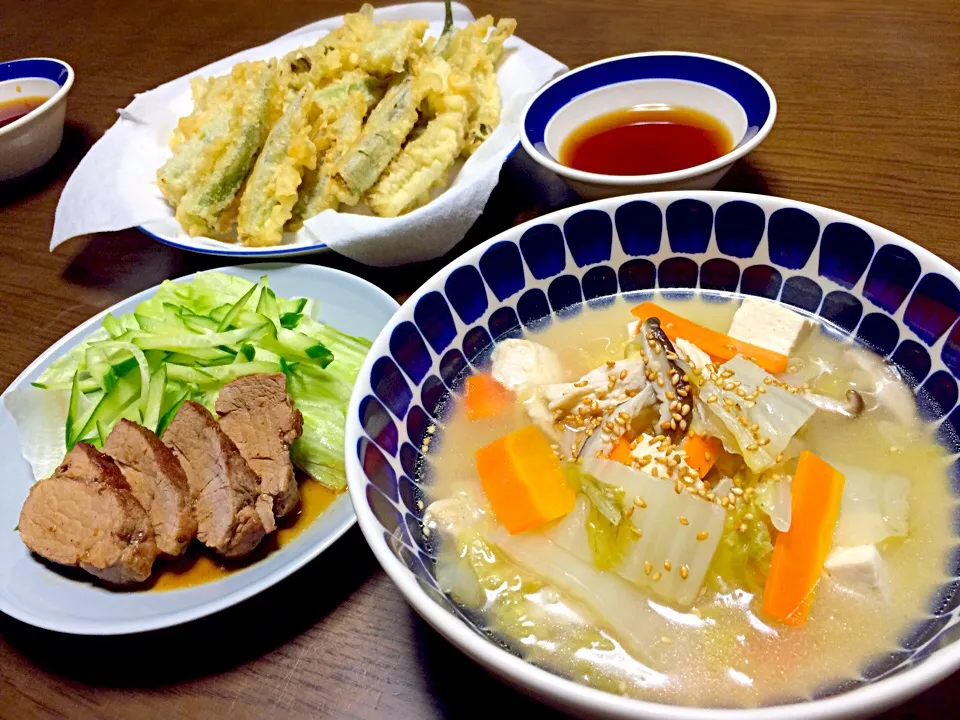 ヒレ肉の甘辛ソース 白菜と蒸し鶏の旨煮 オクラの天ぷら|リコさん