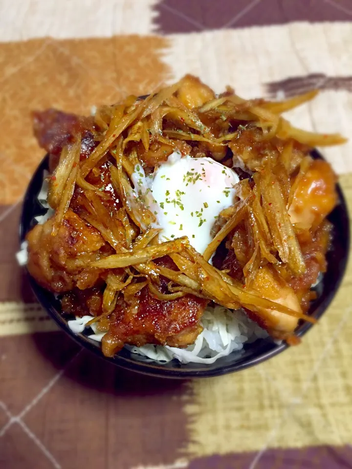 焼き鳥丼きんぴら乗せ|ずうさん