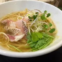 Snapdishの料理写真:海鮮塩ラーメン|さくさくぱんださん