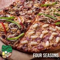 Snapdishの料理写真:Ryan's Four Season|Ryan's Pizzarelli Houseさん