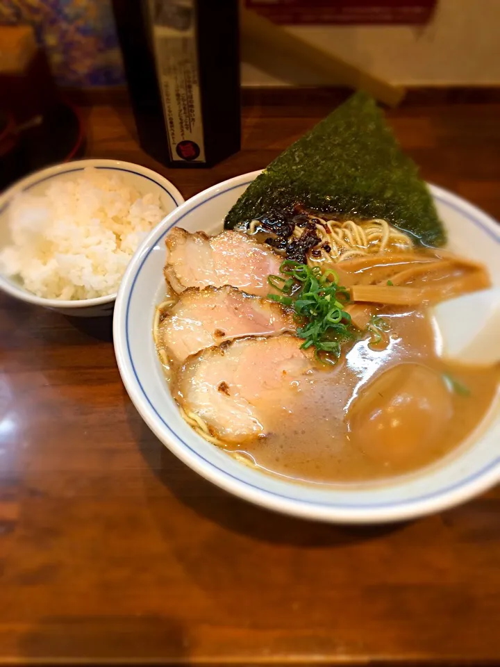 Snapdishの料理写真:紫ラーメン|harusanさん