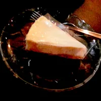 Snapdishの料理写真:new york cheese cake🍰|Oshin Sheagalさん