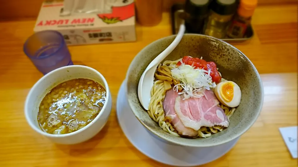 Snapdishの料理写真:らーめん らいふ 限定カレーつけめん|ミナミ ヒロヤさん