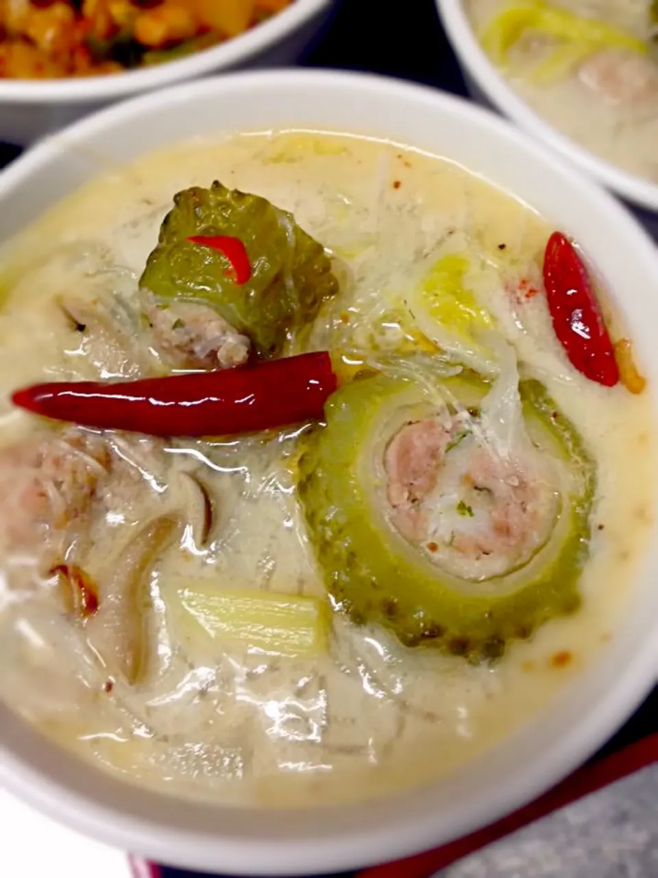タイのココナッツスープ、ゴーヤー^_−☆|Sunton Suphasornさん
