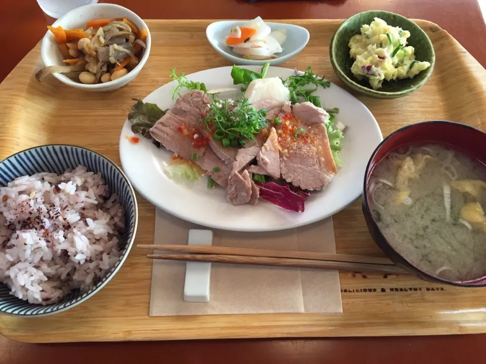 豚肉のチリソース定食|りんご娘さん