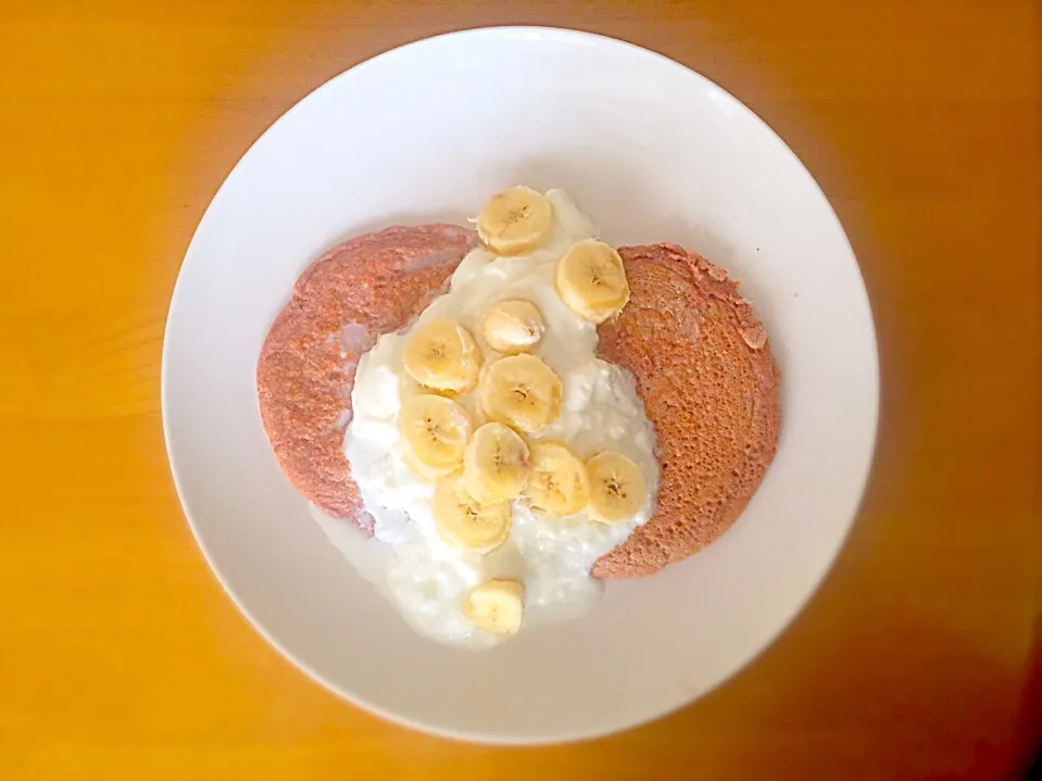 Protein pancake for body building ( topped with Greek yogurt)|Kaori Kanekoさん