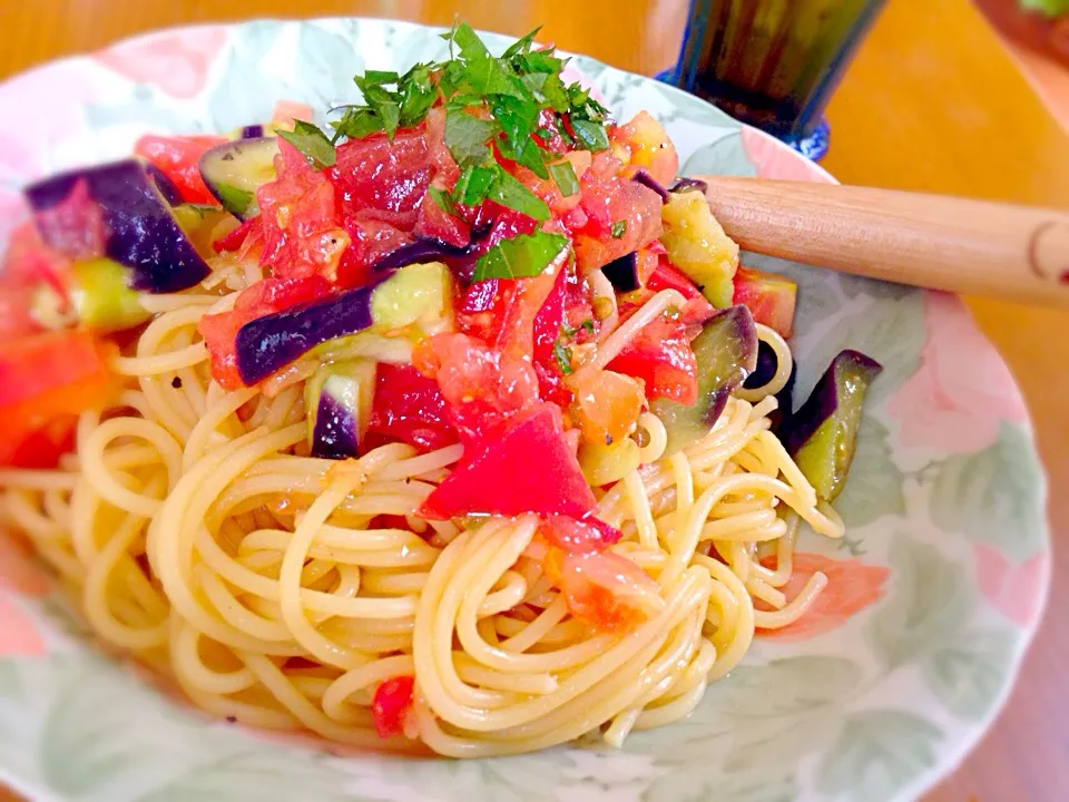 トマトと茄子の冷製パスタ|とぅんさん