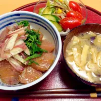 ワラサの漬け丼|ちえぞうさん