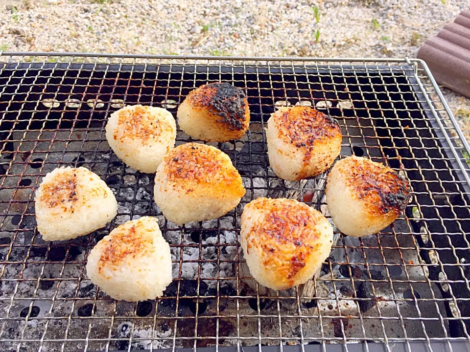 お家でBBQ飲み会♪焼おにぎり♪|なちこさん