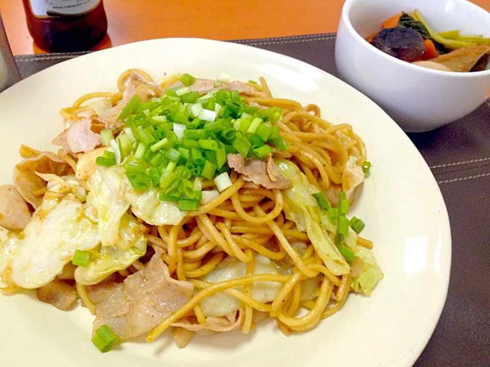 Snapdishの料理写真:豚焼きそば|takaaki matsumotoさん