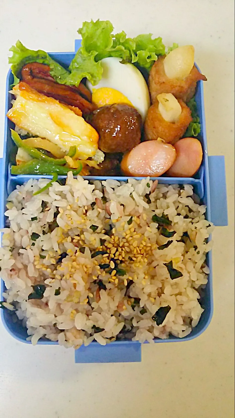 Snapdishの料理写真:今日の長男弁当🍱ワカメご飯🎵|Sayakaさん