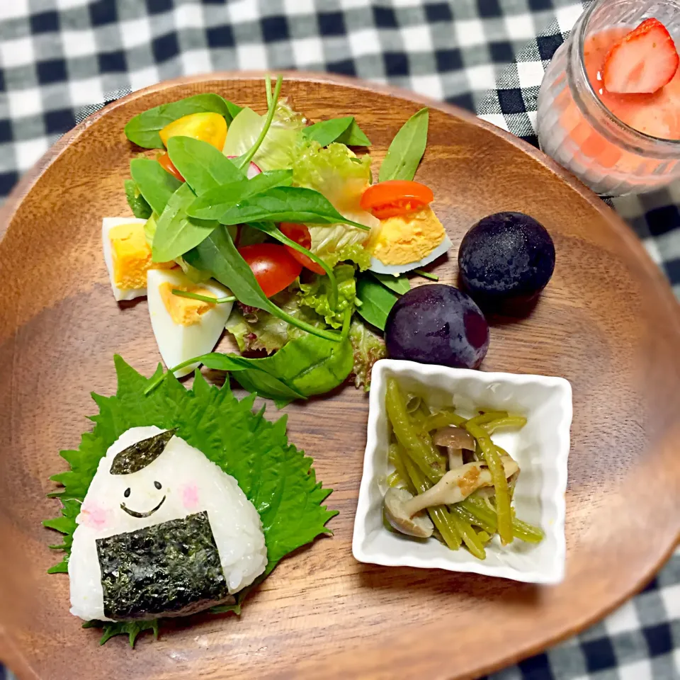 息子の朝食|キナリさん