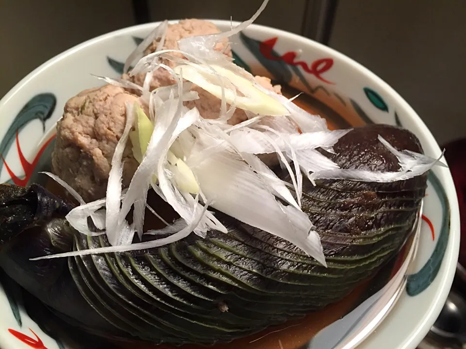 咲きちゃんさんの料理 鰹薫る冷やし茄子🍆を冷やさないでいただきました。マグロとおからのつみれ入|松澤美穂さん