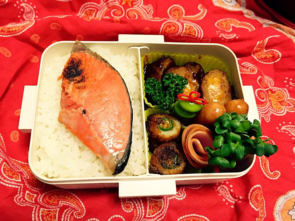 旦那さまのお弁当 鮭焦げる(＞人＜;)|あしたまさん