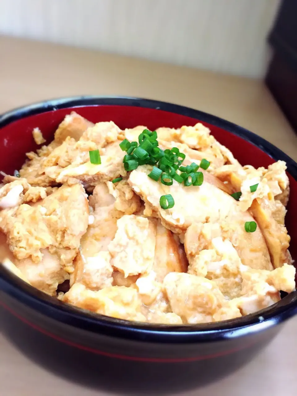 ムネ肉の親子丼|とろさん