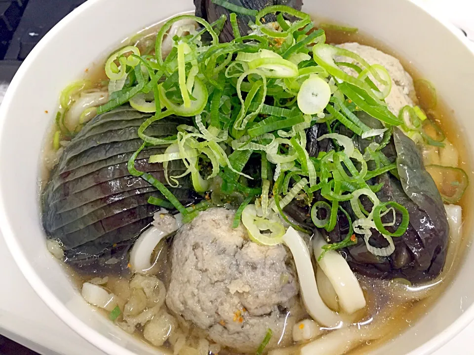 咲きちゃんさんの料理 鰹薫る冷やし茄子🍆で冷たいおうどん。しつこいリピでごめんなさい。|松澤美穂さん