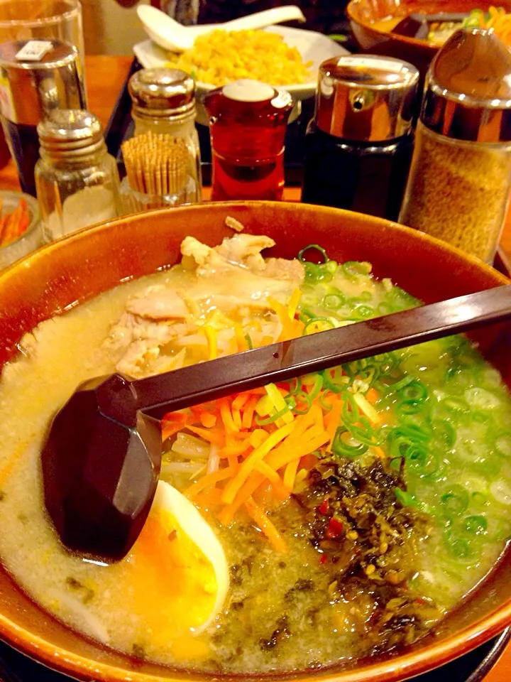 古譚塩ラーメン🍴|しのてらさん