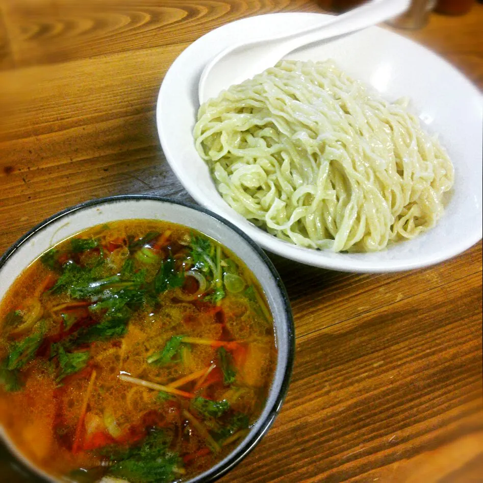 生姜とニンニクの温つけ麺|よちやまさん