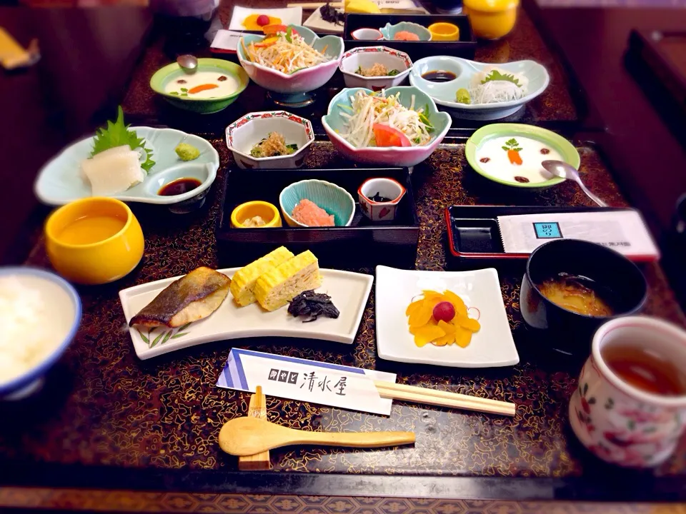 朝食 ほっけの西京焼き イカそうめん 鱈子 岩のり 手作りあんかけ豆腐 etc 朝食|K N 3さん