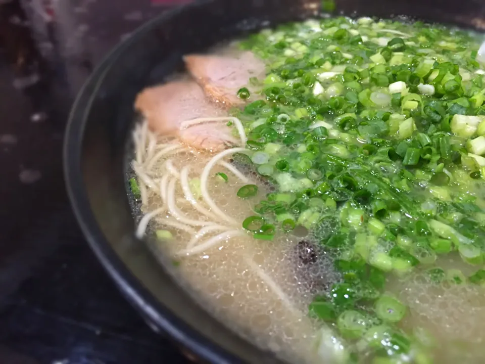 福岡市東区箱崎 ラーメン にしむら ねぎラーメン 650円|旨い飯好き近藤かずひささん