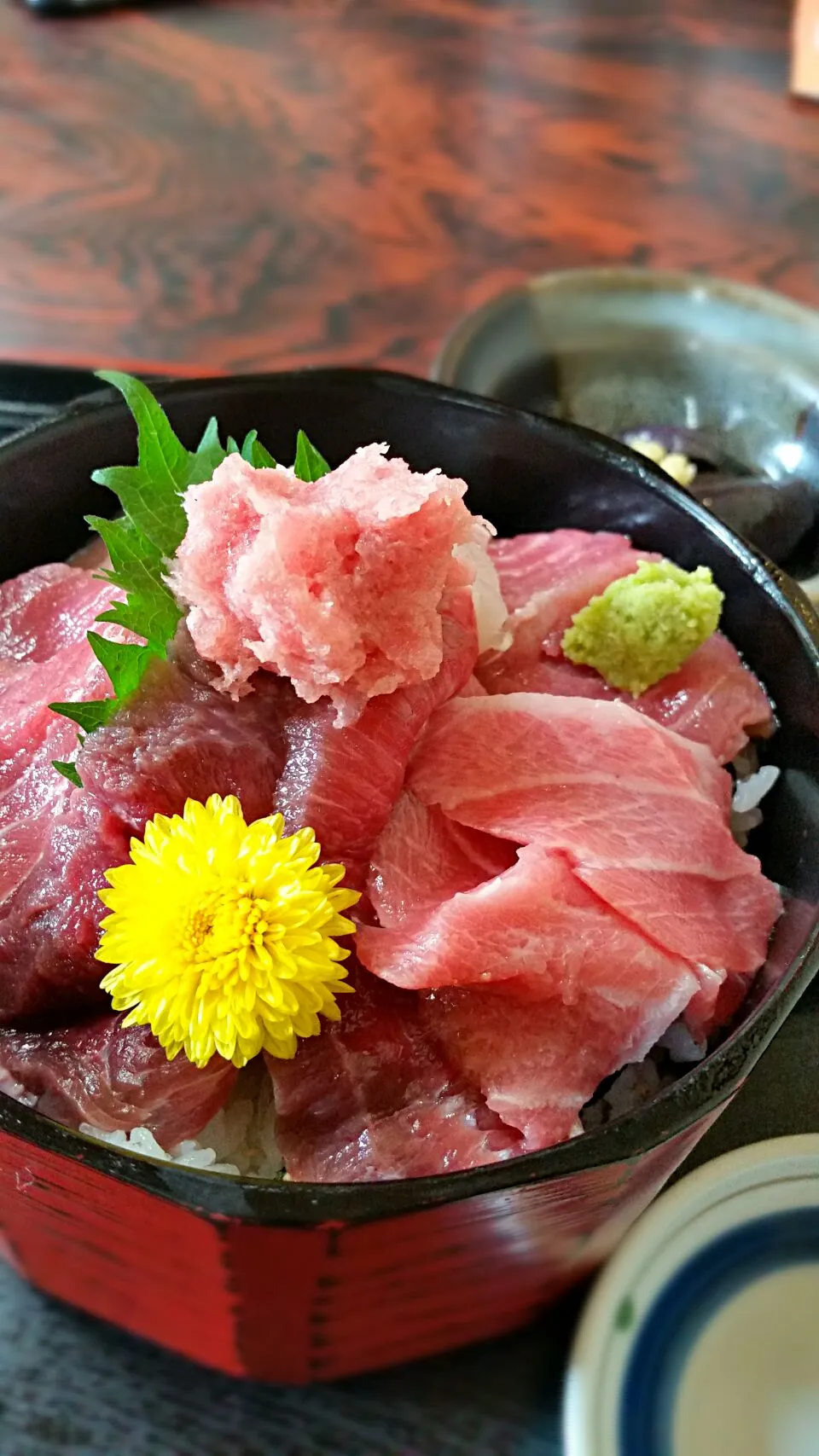 まぐろづくし丼💕|あゆ亭さん